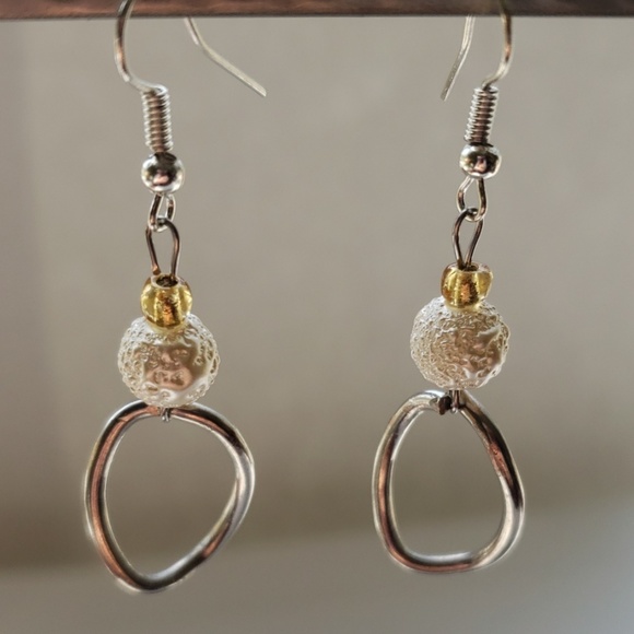 Jewelry - Hoop Statement Earring's
